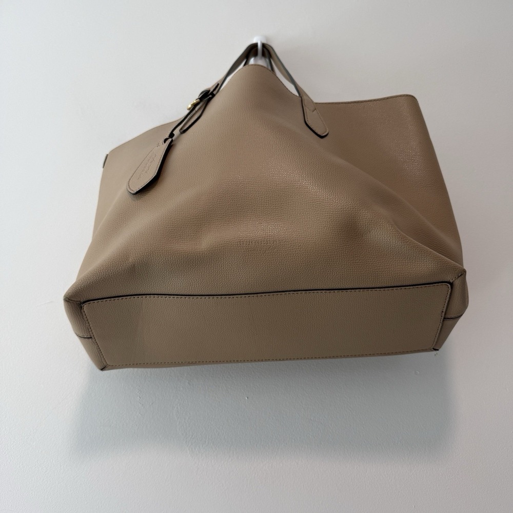 Burberry Haymarket Reversible Tote Bag Nova Check and Neutral Tan Leather - Picture 11 of 16